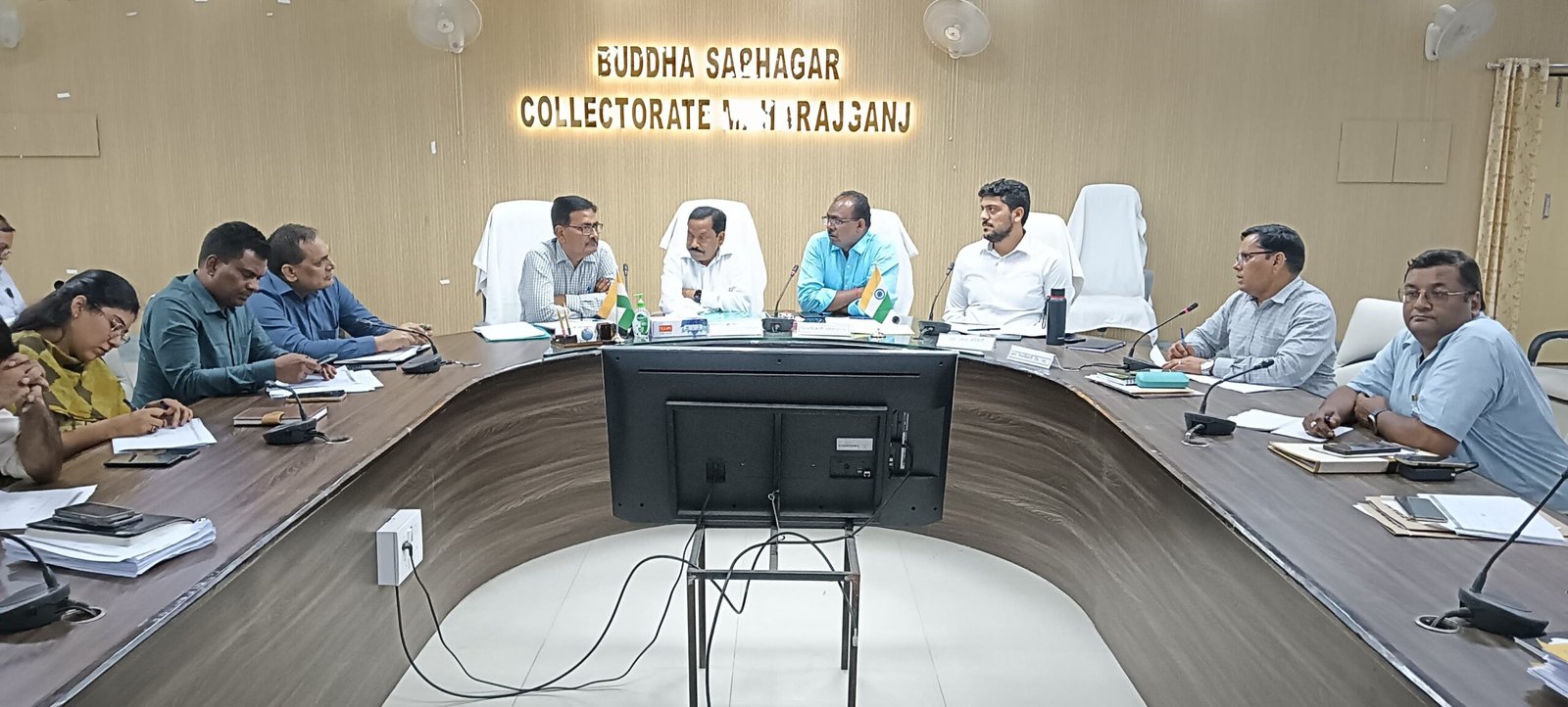 नोडल अधिकारियों ने की आकांक्षी ब्लॉकों में विकासकर्ताओं की समीक्षा, दिए निर्देश