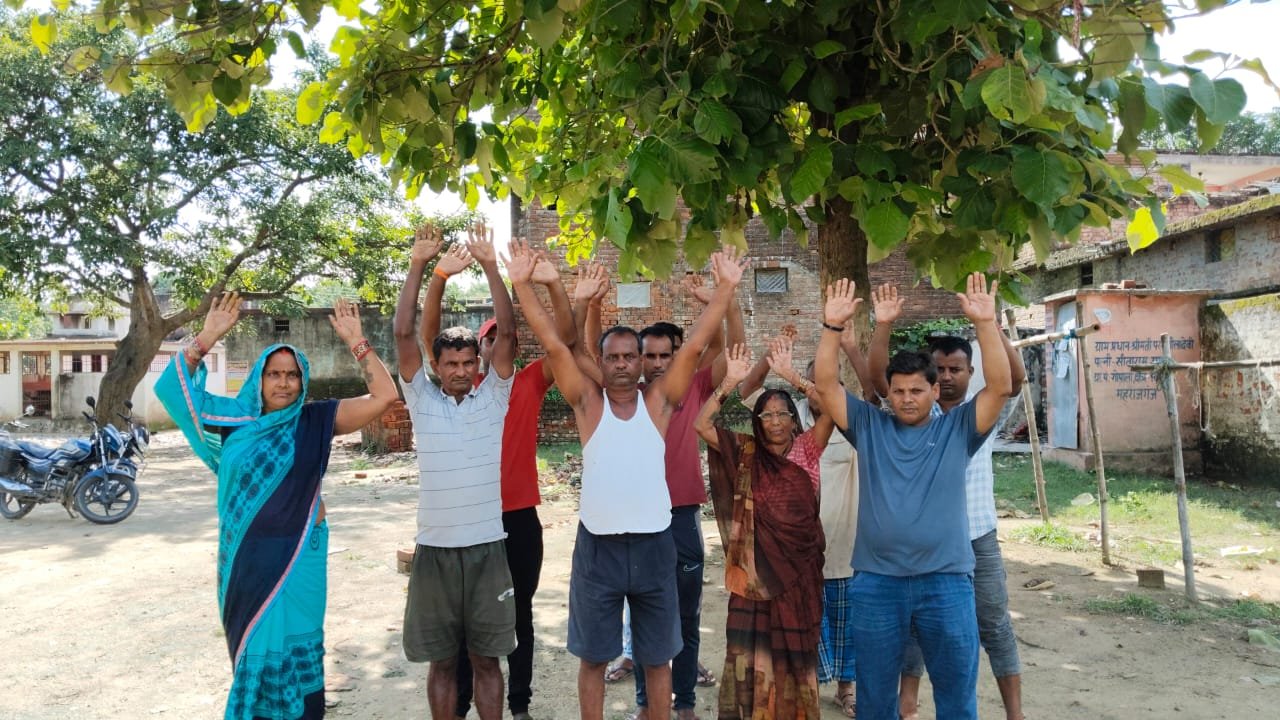 गोपाला में गंदगी से ग्रामीण परेशान,