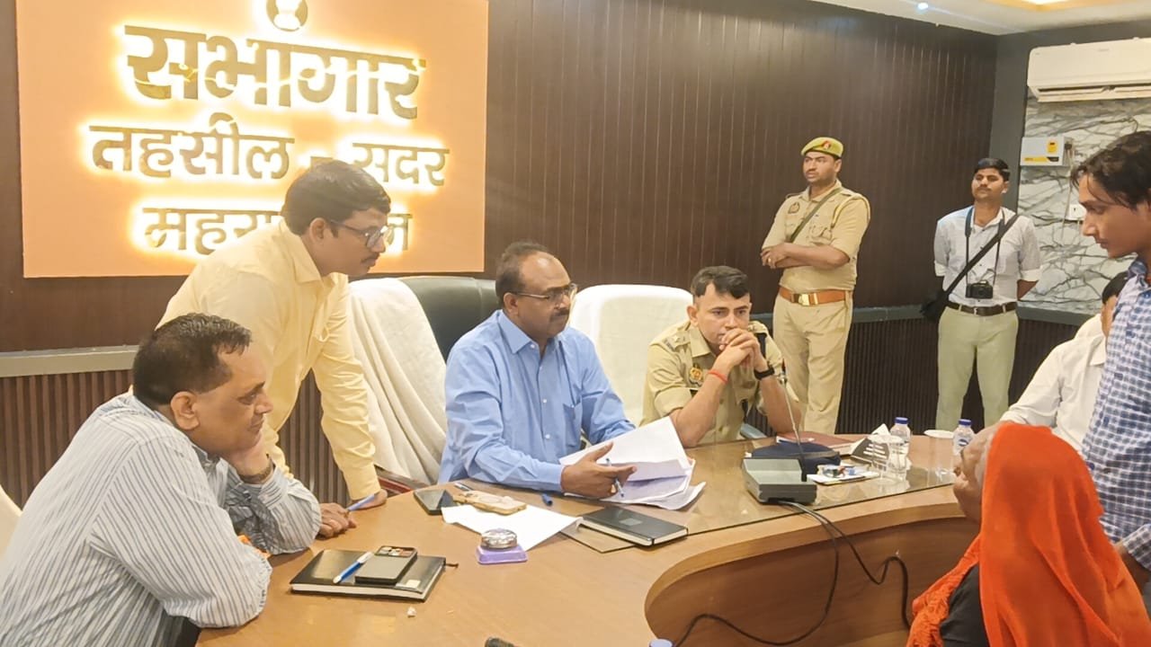 जीवित महिला को मृतक दिखाने पर ग्राम पंचायत अधिकारी निलंबित