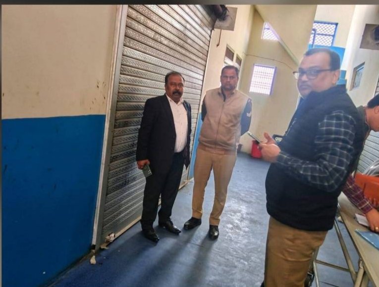 जांच में योग्य डॉक्टर नहीं मिले, माही हॉस्पिटल का ओटी-ओपीडी सील