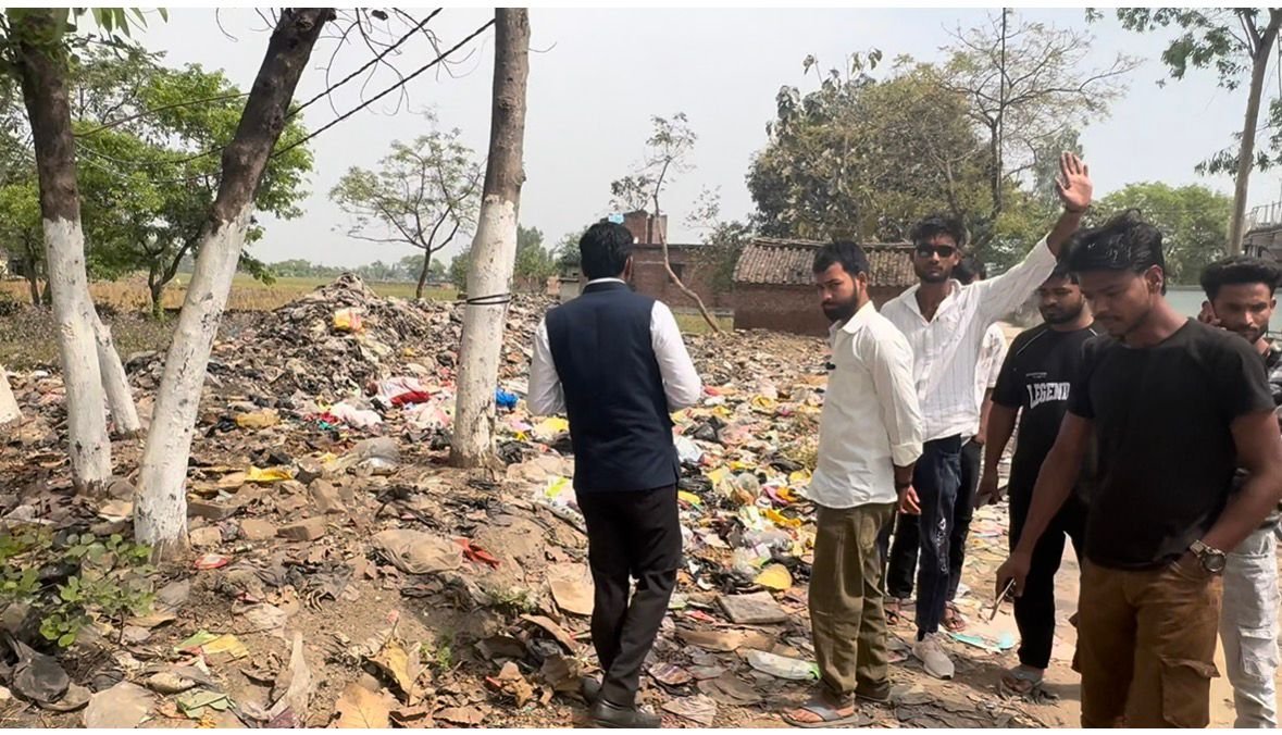 कचरे के ढेर पर भड़का गुस्सा: तरकुलवा उर्फ भटगांव में ग्रामीणों का प्रदर्शन