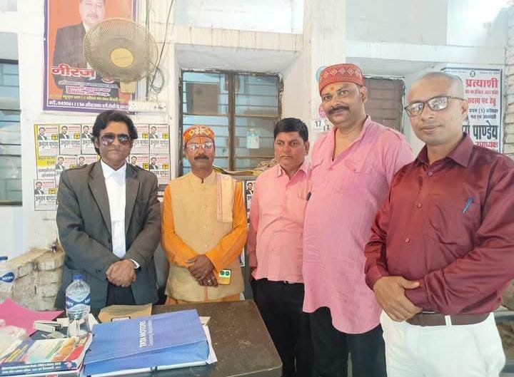 आंगनबाड़ी सहायिका भर्ती में अनियमितता की शिकायत, नेशनल मानवाधिकार संगठन ने सौंपा ज्ञापन