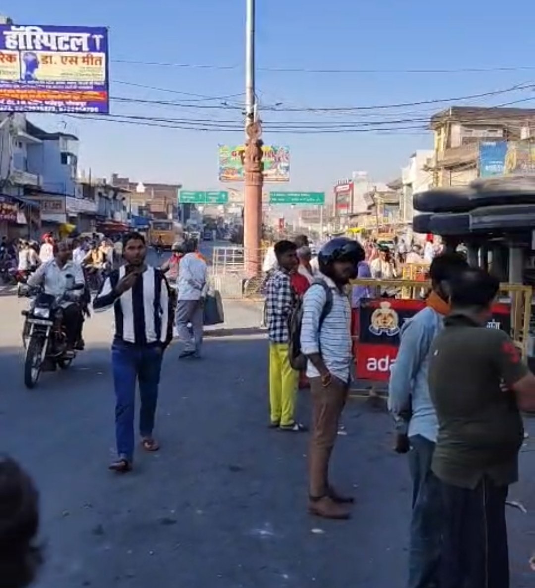 परतावल चौराहे पर तड़के डंपर तथा  ट्रेला में भीषण टक्कर, ट्रेला चालक की मौत