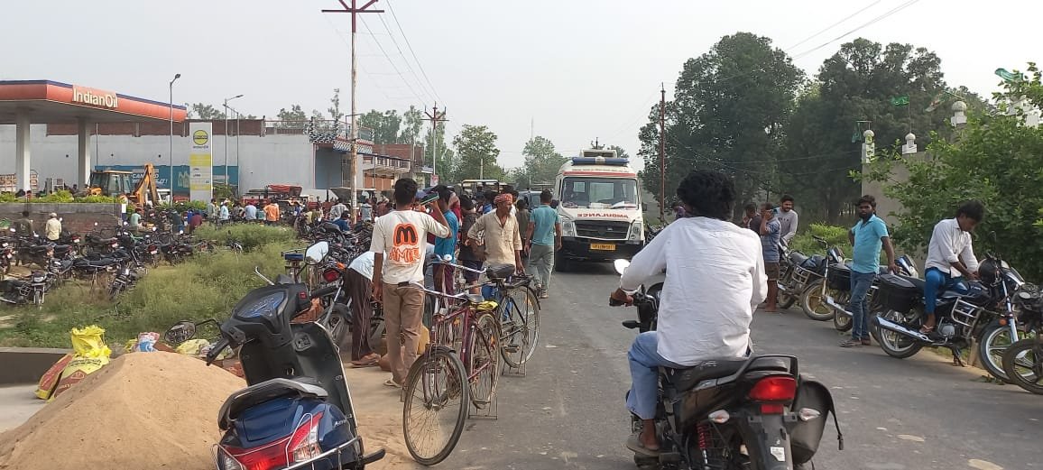 धानी क्षेत्र के पेट्रोल पंपों पर उमड़ी भारी भीड़, डीजल-पेट्रोल के लिए रातभर लाइन में खड़े किसान