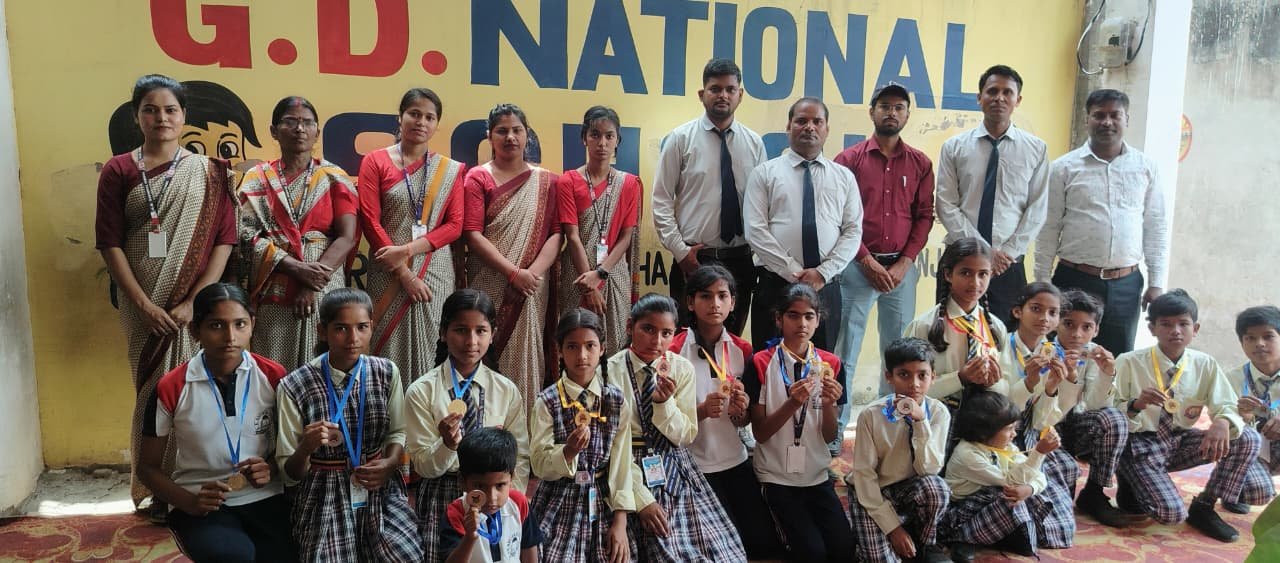 जीडी नेशनल स्कूल में पेरेंट्स टीचर मीटिंग संपन्न, मेधावी छात्र-छात्राएं हुए सम्मानित