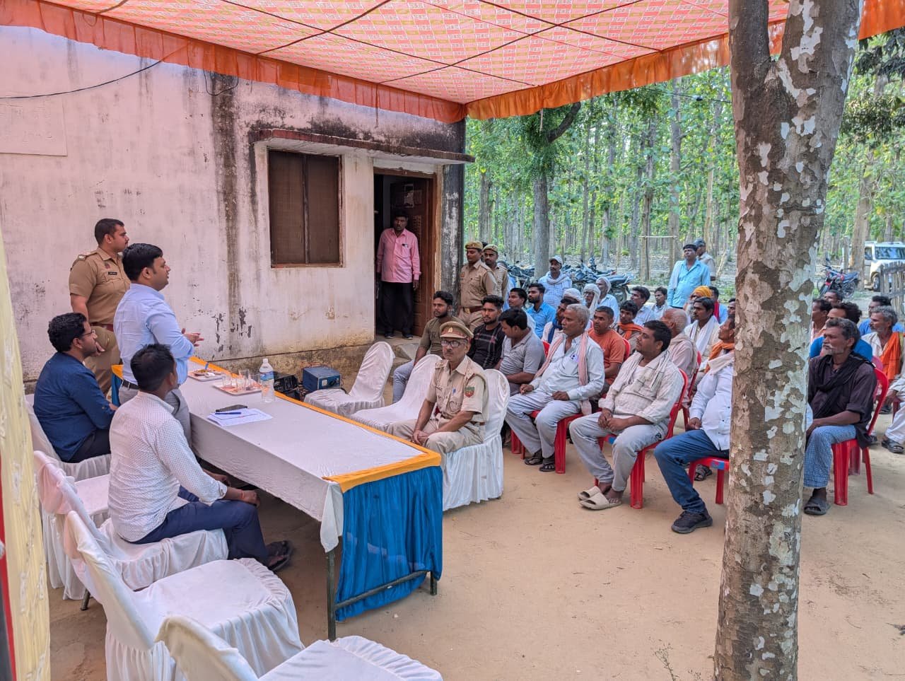 कटहरा वन चौकी पर चौपाल आयोजित, मानव–वन्यजीव संघर्ष से बचाव के दिए गए टिप्स