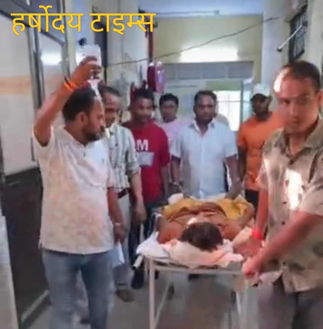 टेंट लगाते समय करंट की चपेट में आया युवक, जिला अस्पताल रेफर