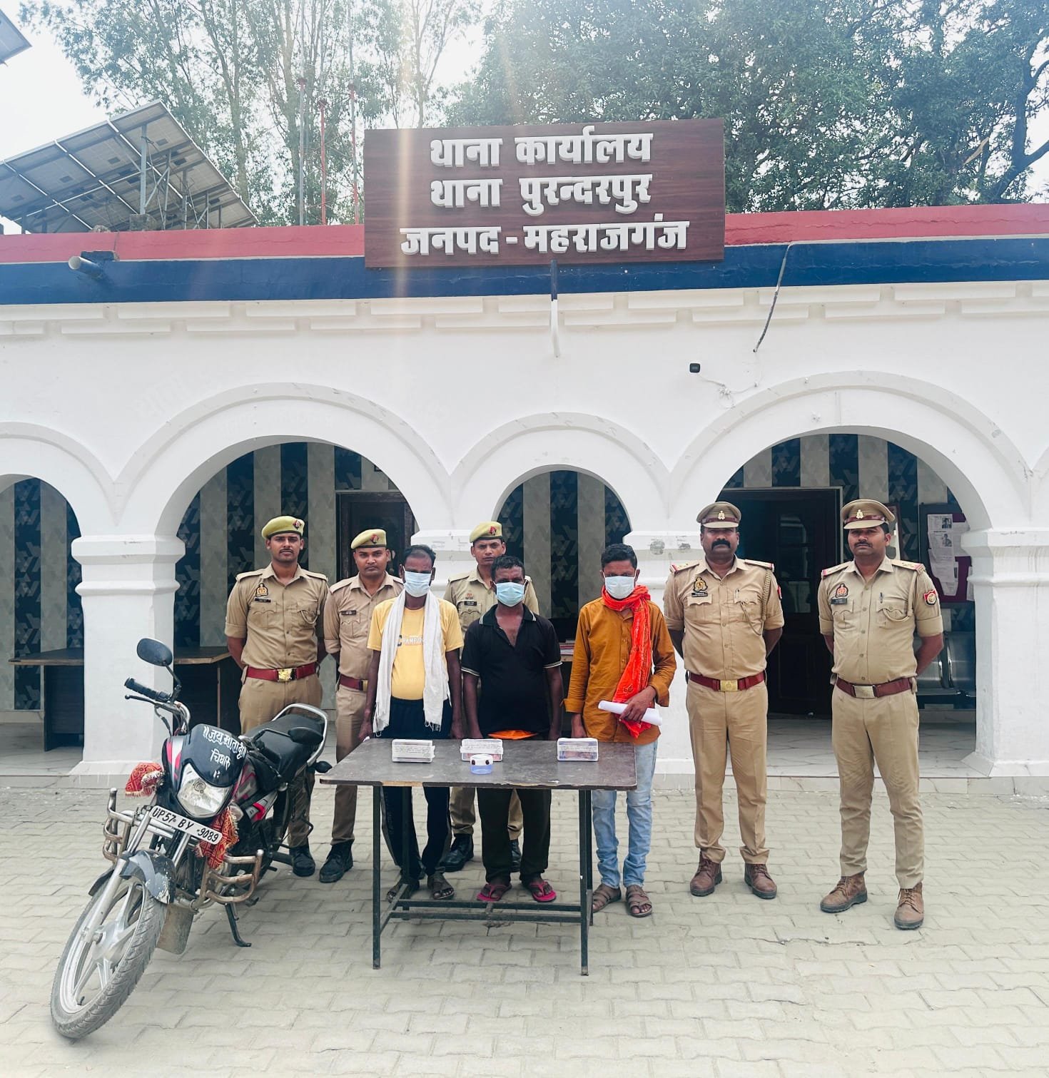 पूजा-पाठ का झांसा देकर गहने उड़ाने वाला गिरोह दबोचा, तीन शातिर जेल भेजे गए