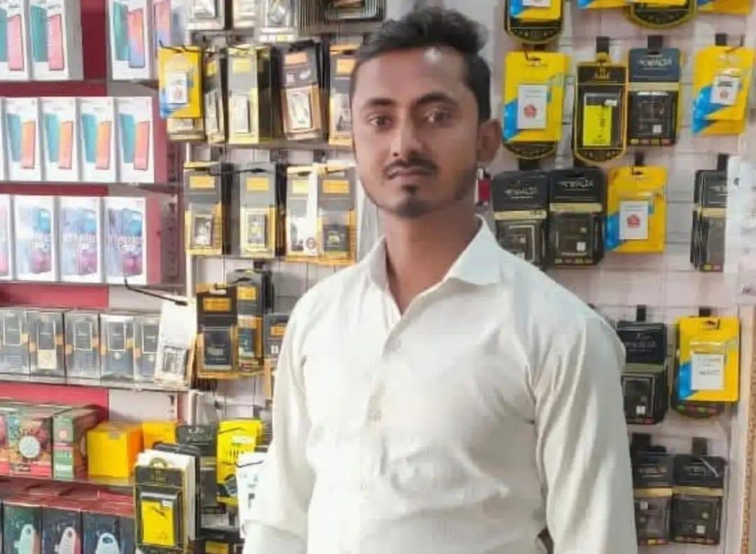 रियाद में सड़क हादसे का शिकार हुआ महराजगंज का युवक, आठ माह के मासूम से छिना पिता का साया