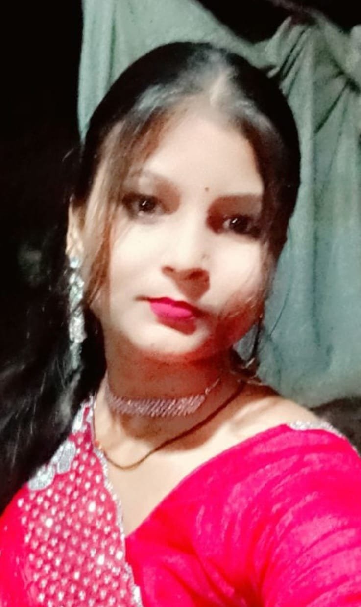 लक्ष्मीपुर देउरवा में किशोरी का शव फंदे से लटका मिला, जांच में जुटी पुलिस