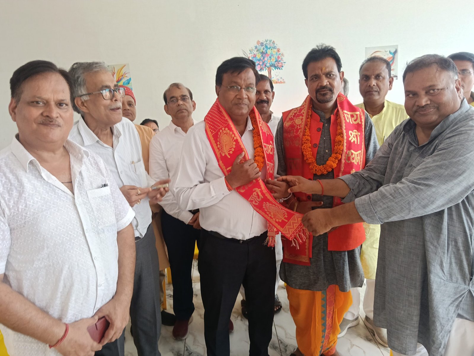 सिसवा में व्यापार मंडल की बैठक, तहसील बनाए जाने की मांग को मिला सर्वसम्मत समर्थन