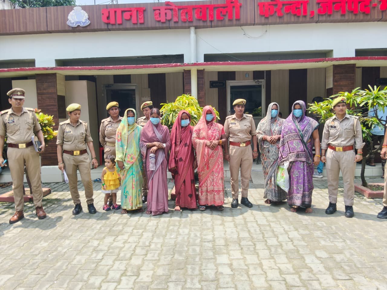 गोपलापुर शिव मंदिर में चेन चोरी करने वाला महिला गिरोह गिरफ्तार, छह महिलाएं जेल भेजी गईं